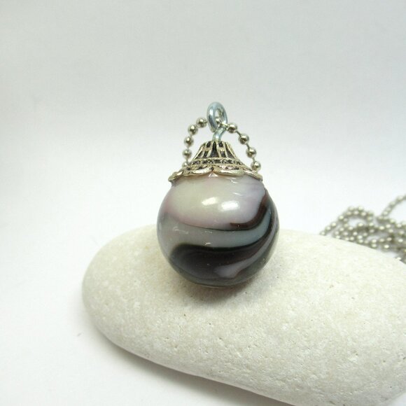 Vintage UG marble pendant - Picture 3 of 13